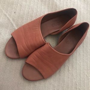 Tan Leather Asymmetric Sandal